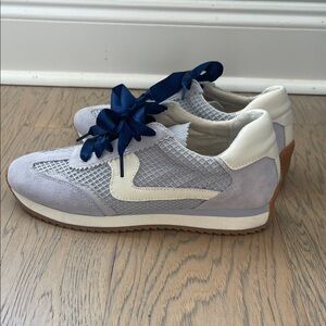 Dolce Vita Women's Sneakers in Light Gray and Navy